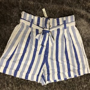 Madewell Paperbag shorts in stripes